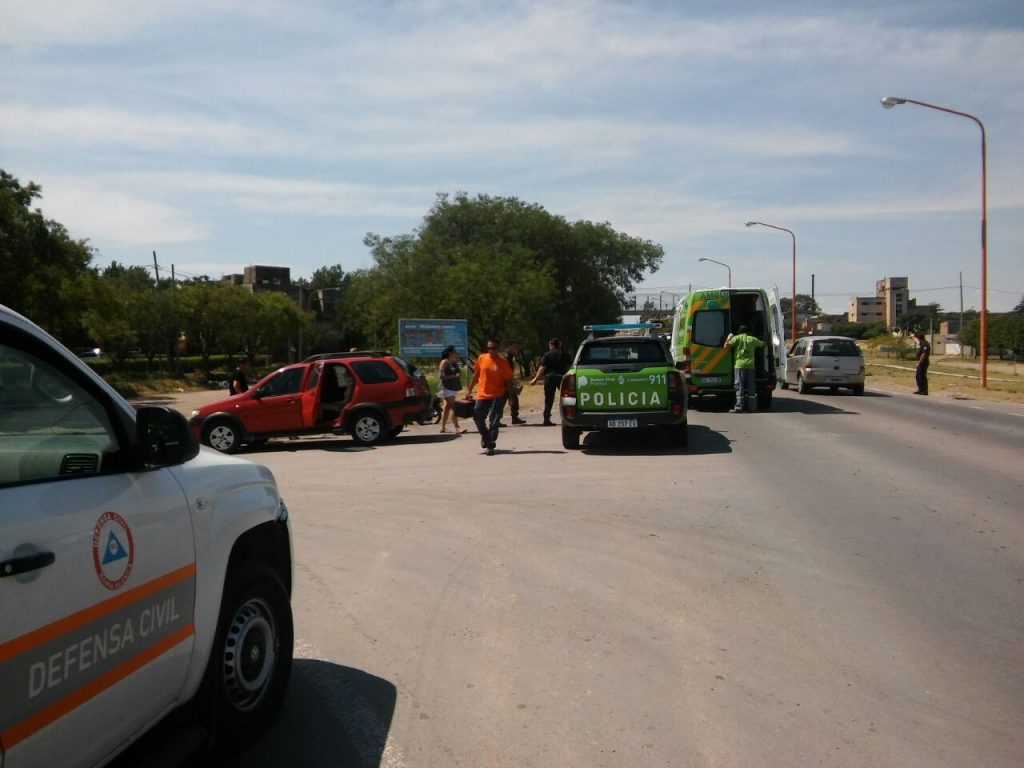 Dos J Venes Sufrieron Lesiones En Un Choque De La Bahia