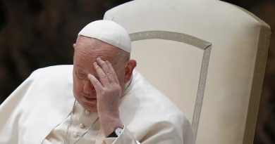 “El papa no está fuera de peligro, pero su vida no está en riesgo”